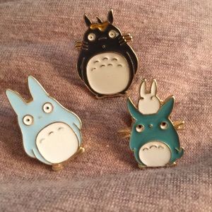 Totoro enamel pins